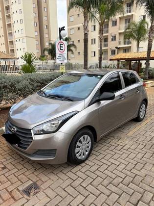 HYUNDAI HB20 1.0 COMFORT 12V FLEX 4P MANUAL HYUNDAI HB20 1.0 COMFORT 12V FLEX 4P MANUAL